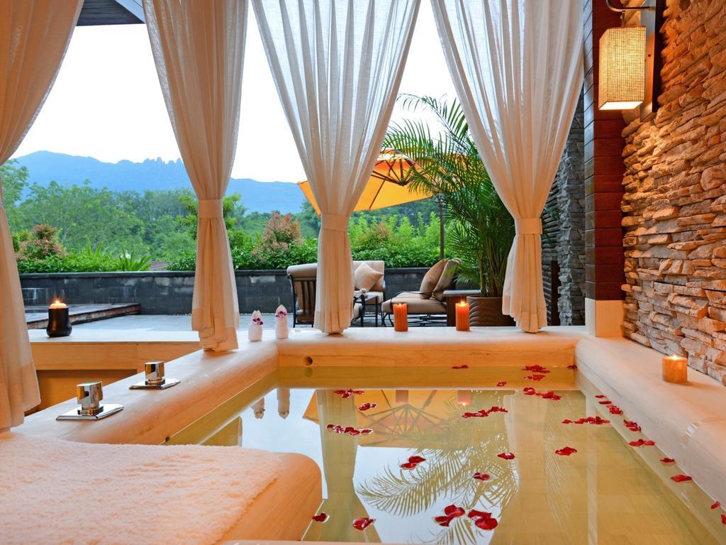 The Tang Hotel Hainan Mount Qixian Baoting Zimmer foto